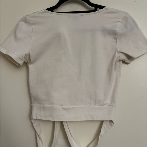 Forever 21 Short Sleeve Wrap White Crop Top - Picture 3 of 3